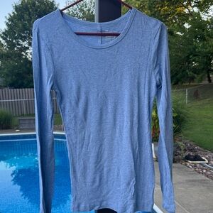 GAP Women's Light Blue Long Sleeve Tee